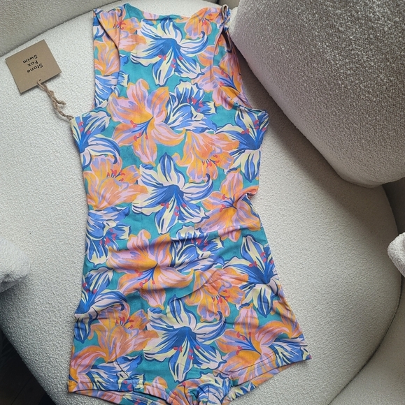 STONE FOX‎ SWIM, Rafa One Piece Swimsuit, Tropical Lily Print, Size Small, NWT! - Picture 7 of 11